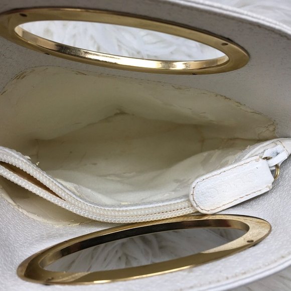 Gucci Metal Handle Embossed Leather Handbag Bucket White Vtg DISTRESSED Inside - Picture 9 of 13